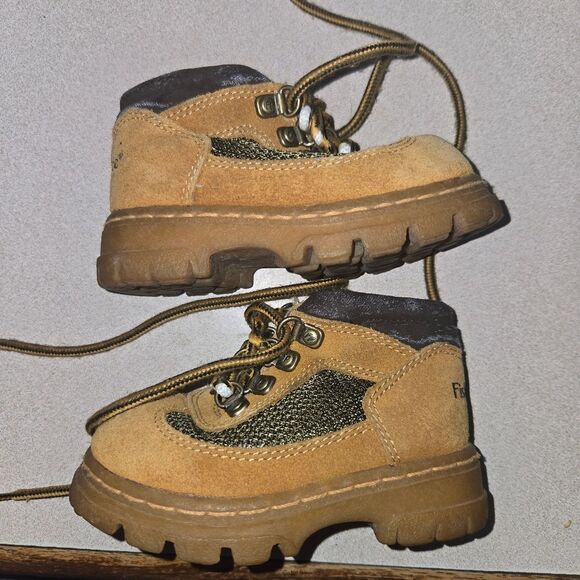 Fisher-Price Tan and Black Rugged Boots - Picture 3 of 8